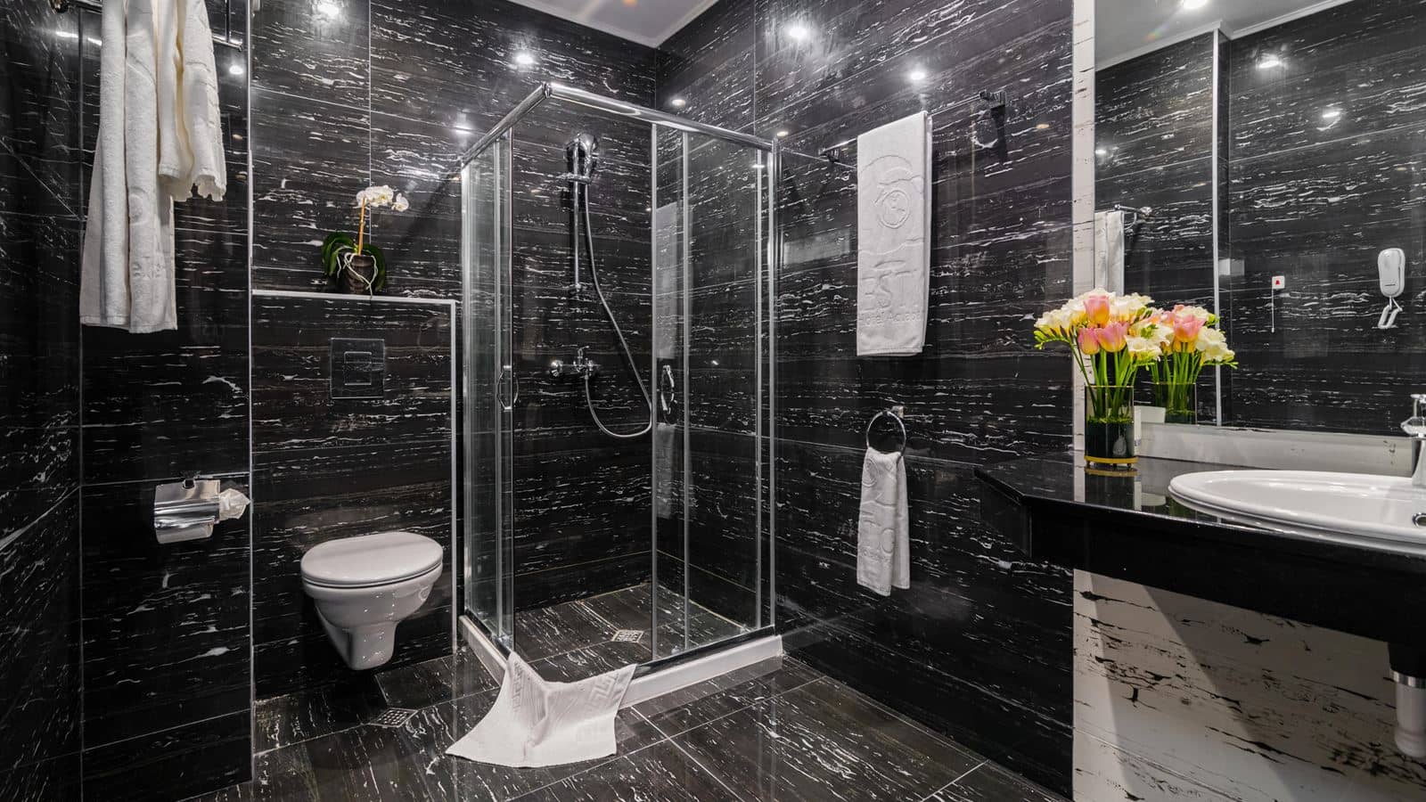 rooms-premium-room