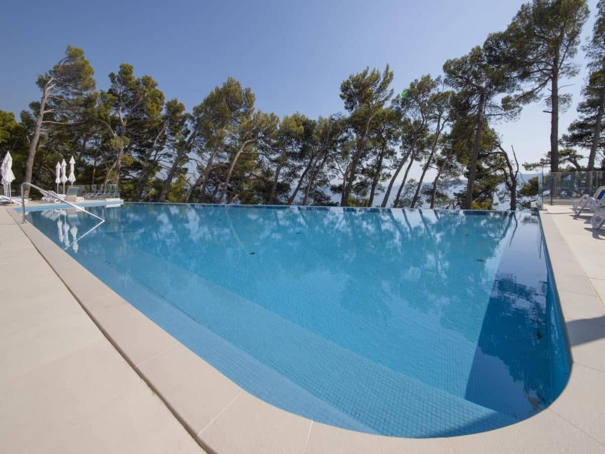 pools-pools