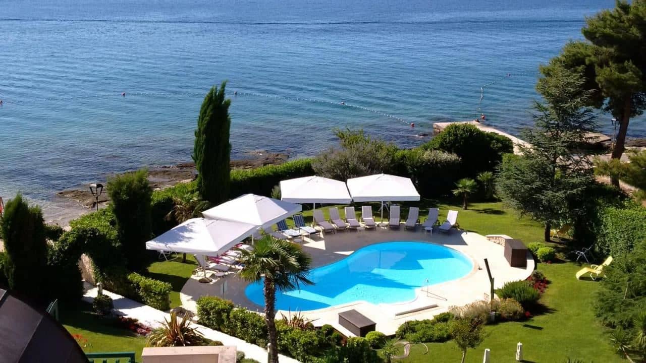 pools-pools