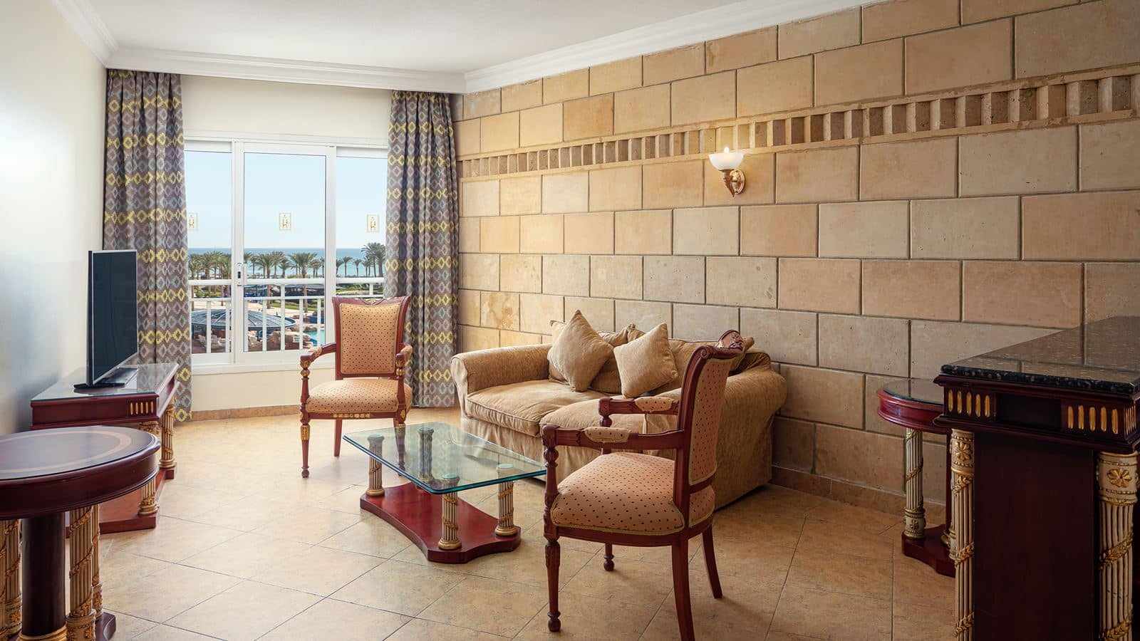 rooms-executive-suite