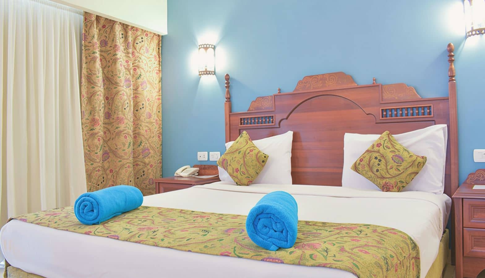 rooms-family-room-sea-view