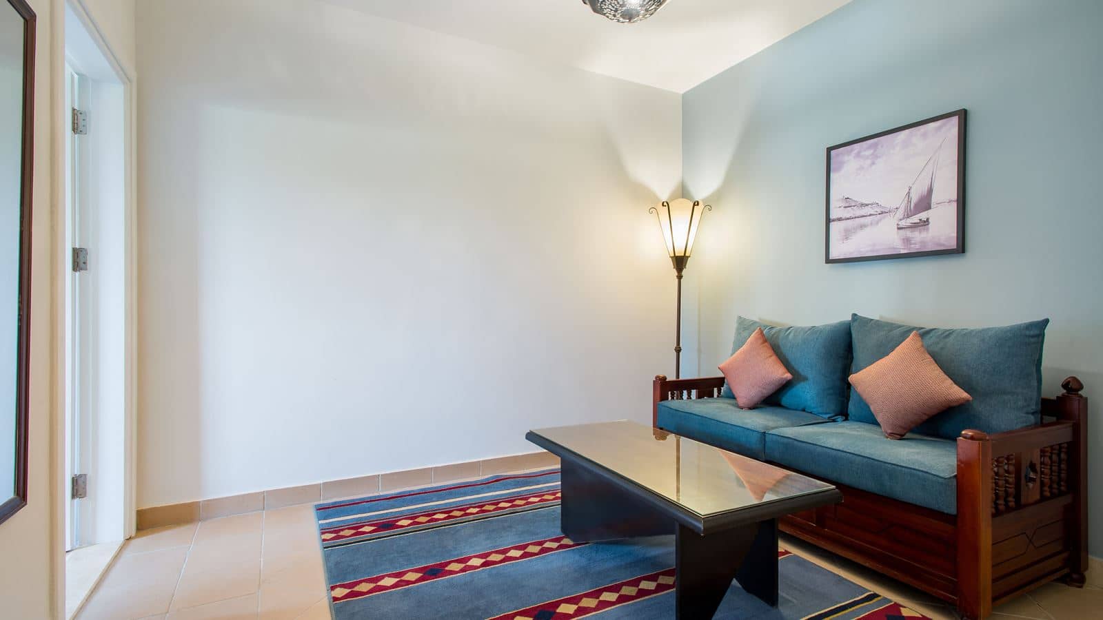 rooms-family-room-garden-view