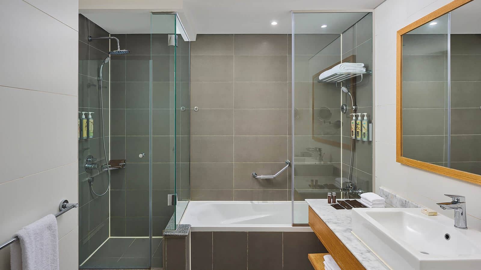 rooms-premium-suite-garden-view