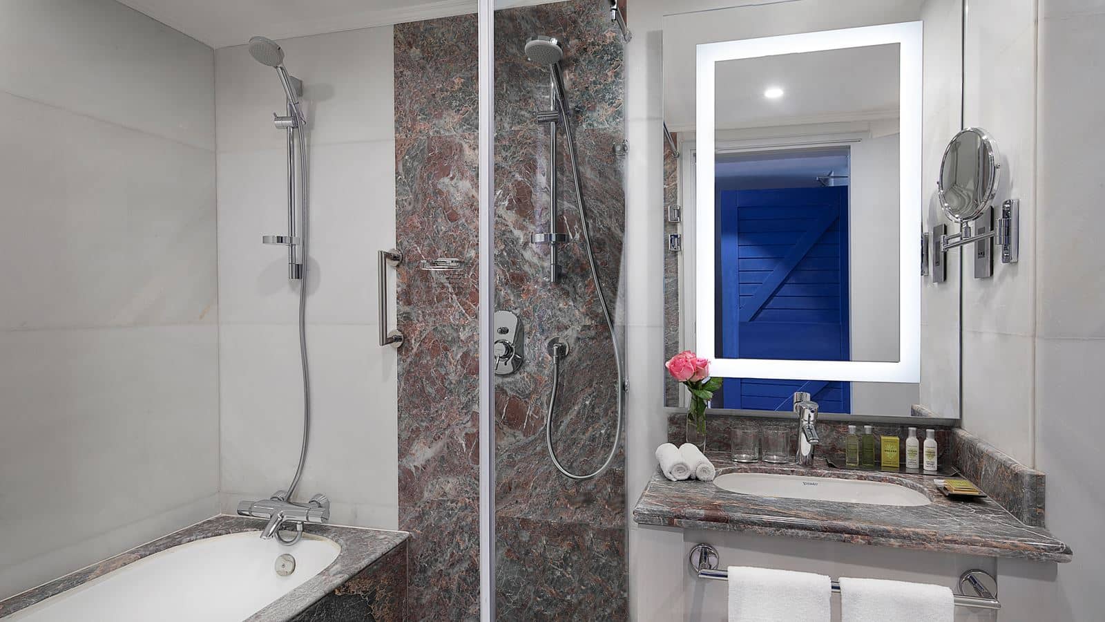 rooms-premium-room