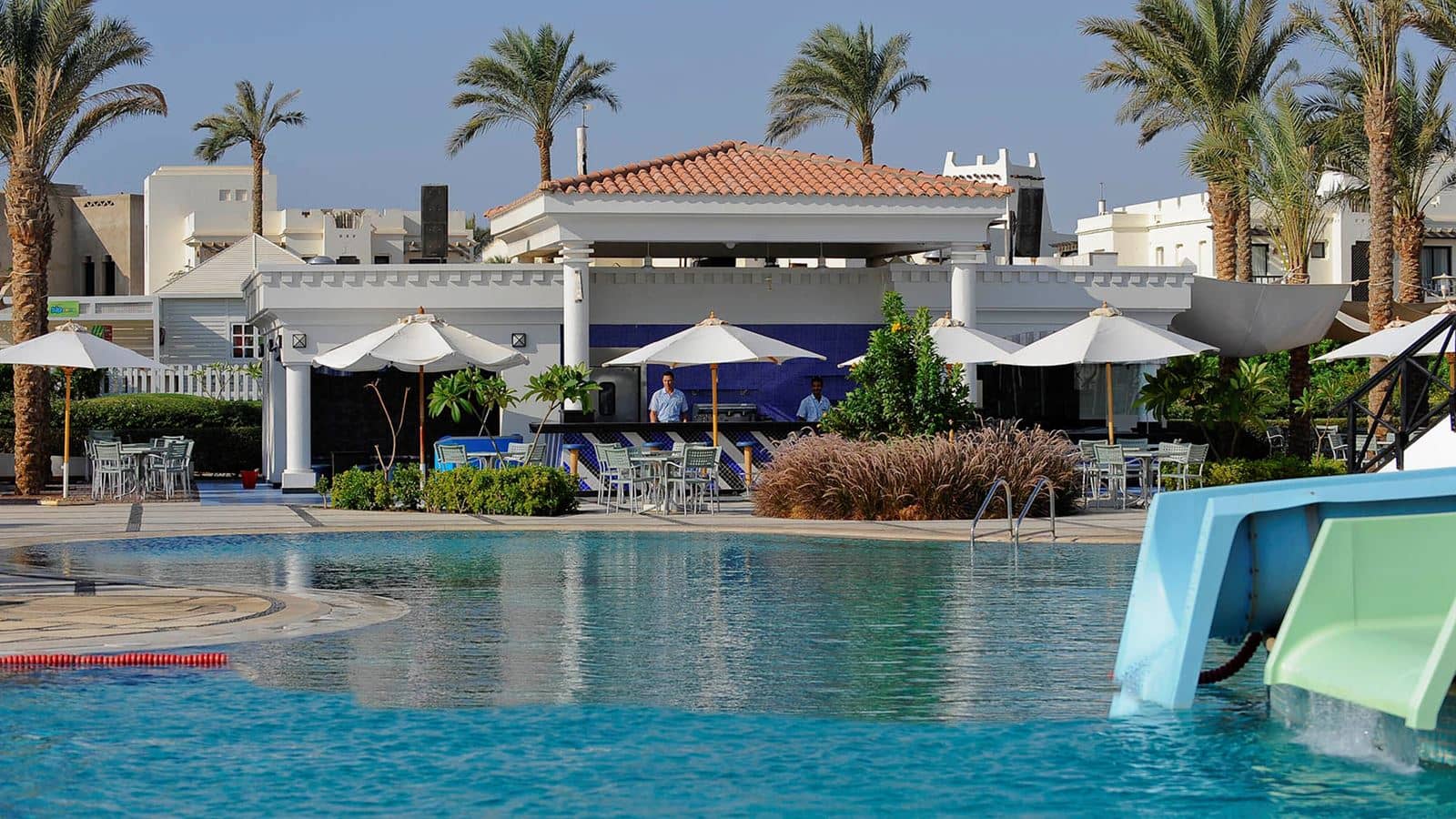 restaurants-leisure-pool-bar
