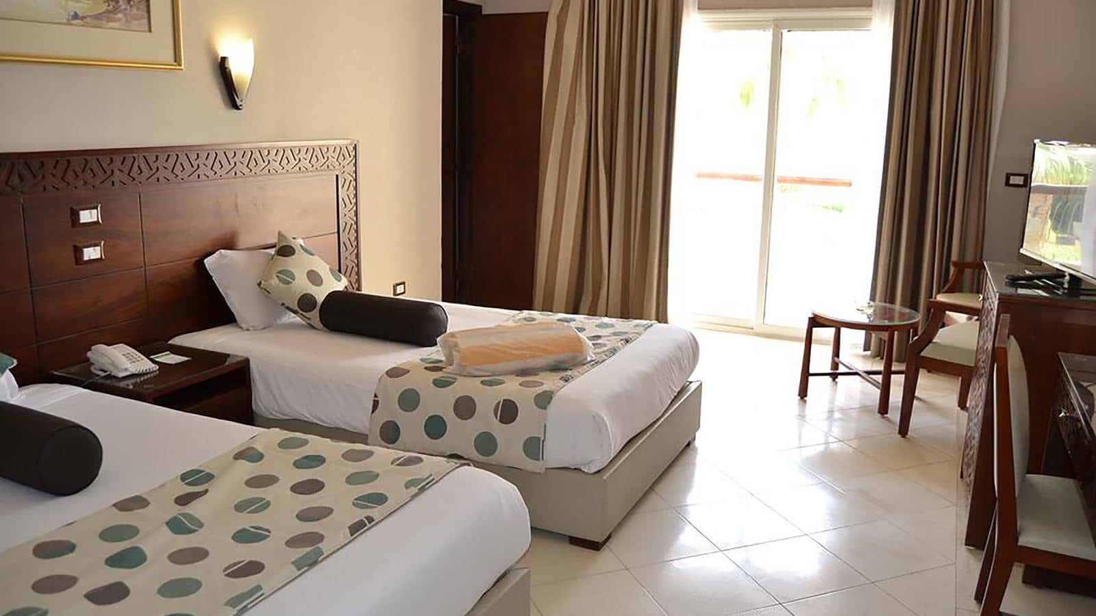 rooms-regal-room-back-view-garden-or-seaside-view