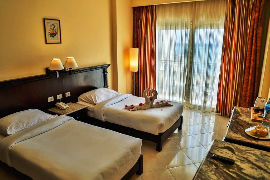 rooms-standard-room-seagarden-view