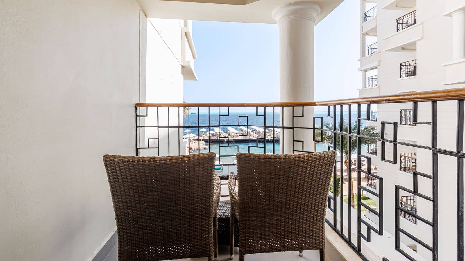 rooms-superior-room-sea-view