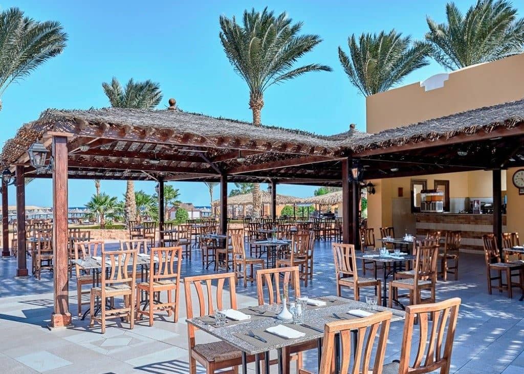 bars-tropicana-pool-bar