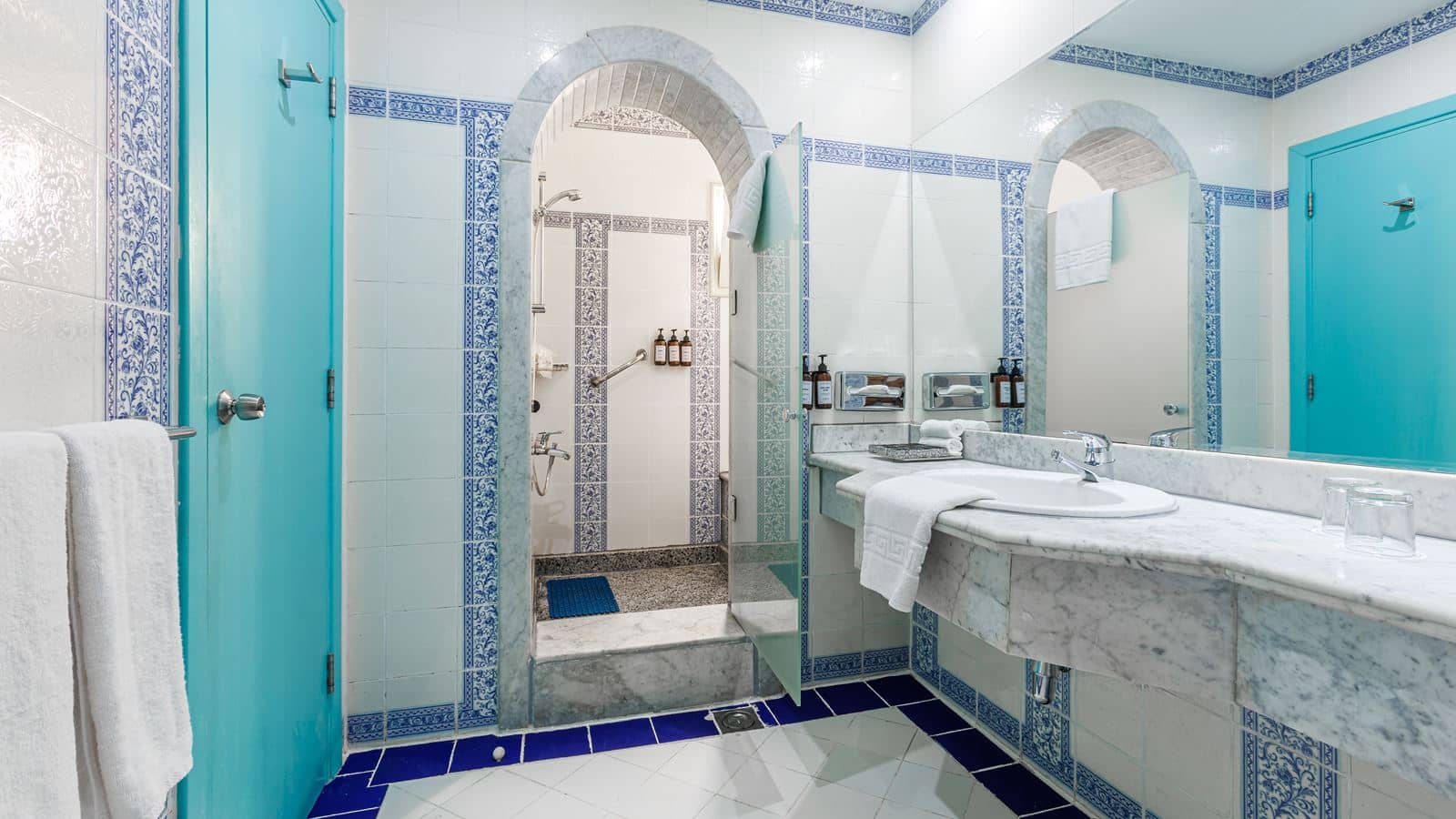 rooms-standard-room