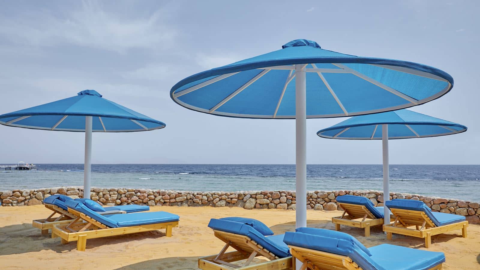 beach-outdoor-pool
