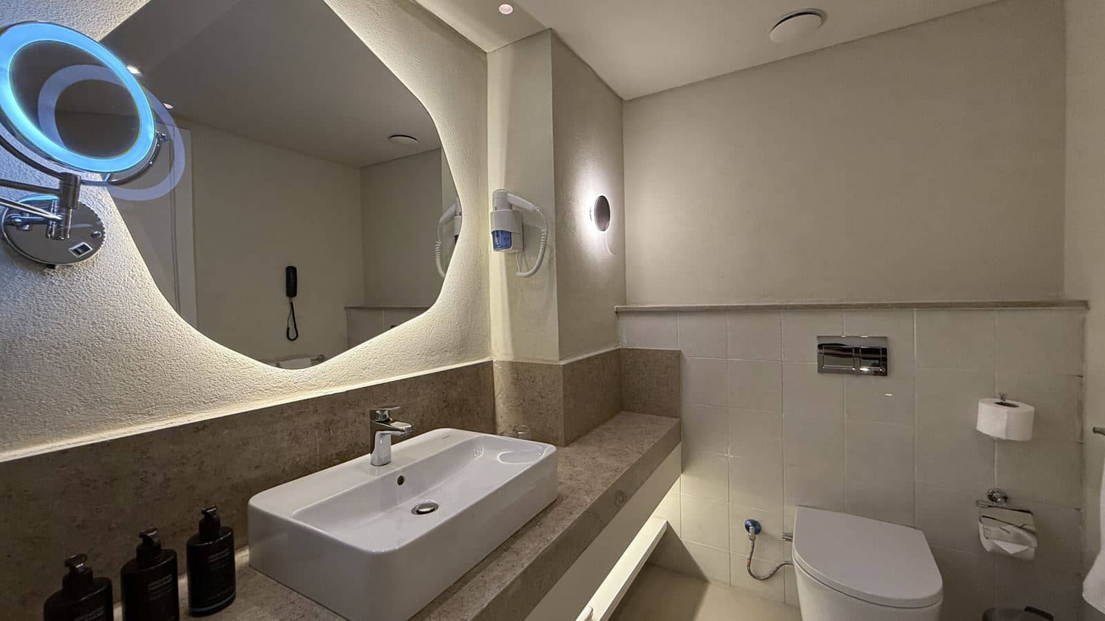 rooms-superior-room-with-2-queen-beds-pool-view-ground-floor-beach-side