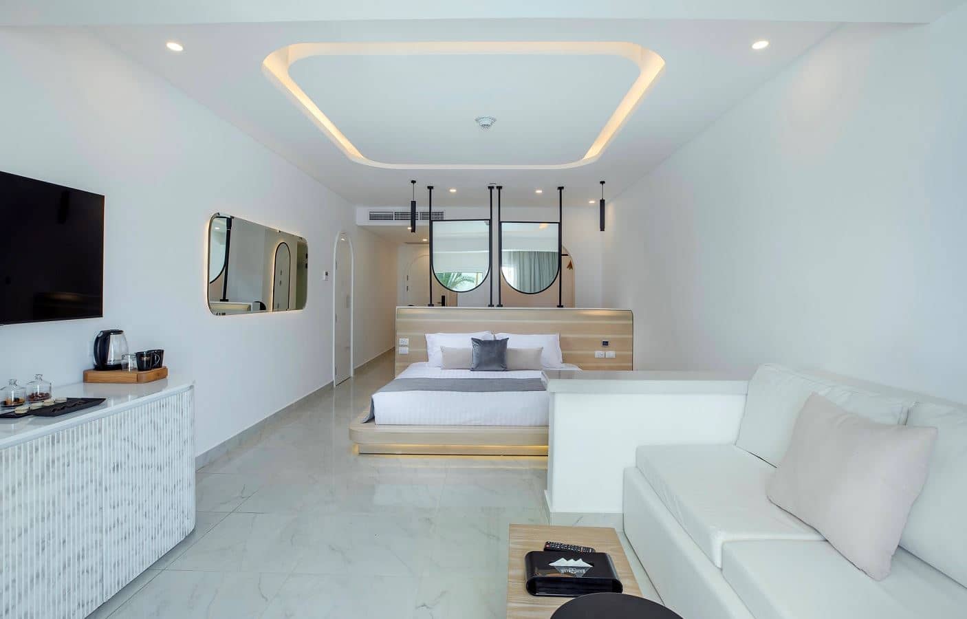 rooms-posh-club-junior-swim-up-suite-beach-front