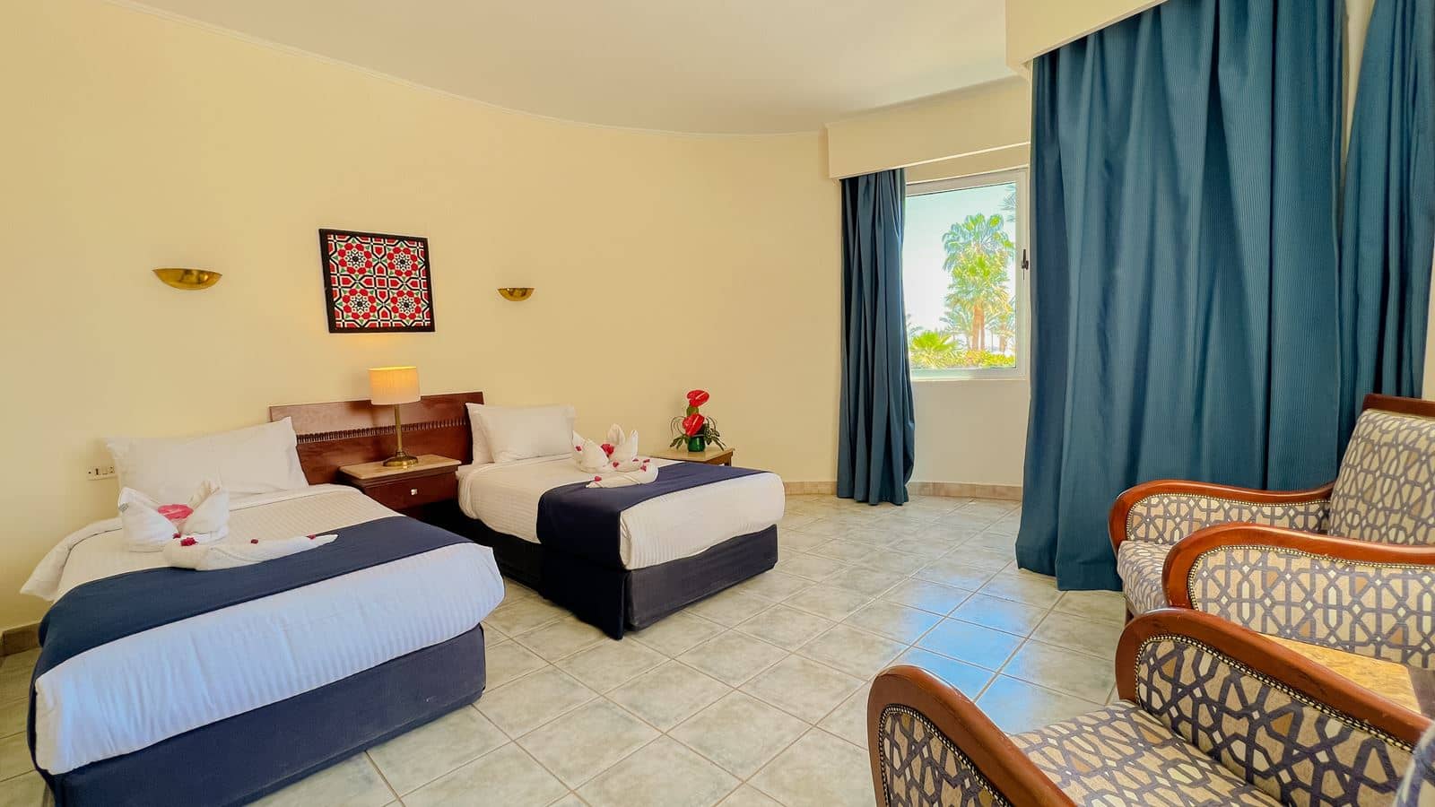 rooms-family-room