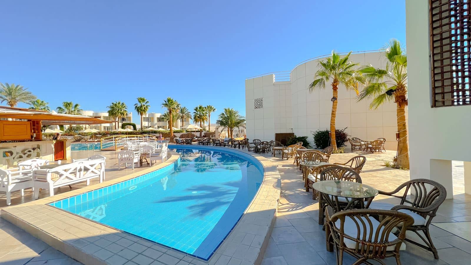 pools-outdoor-childrens-pool
