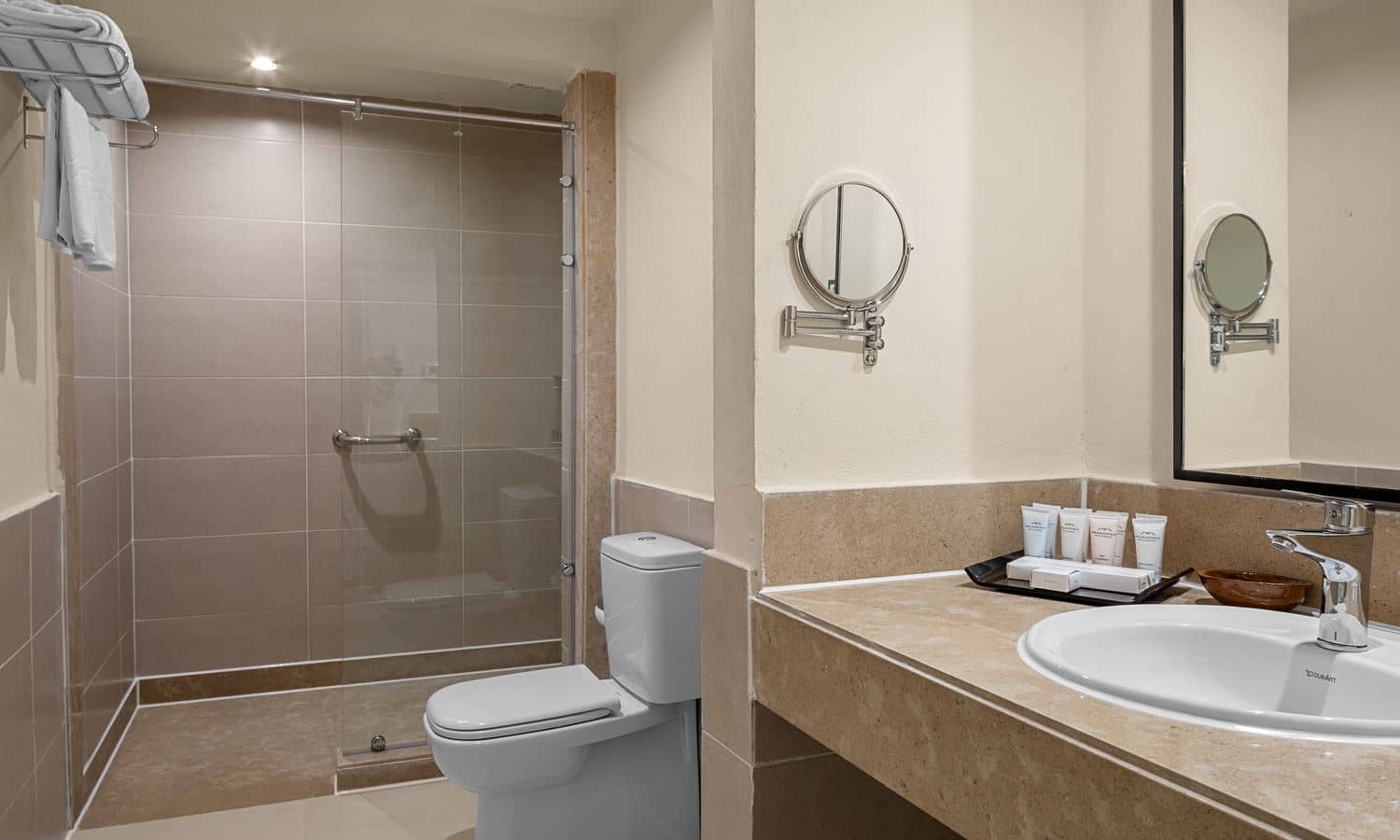 rooms-room-deluxe-sea-view