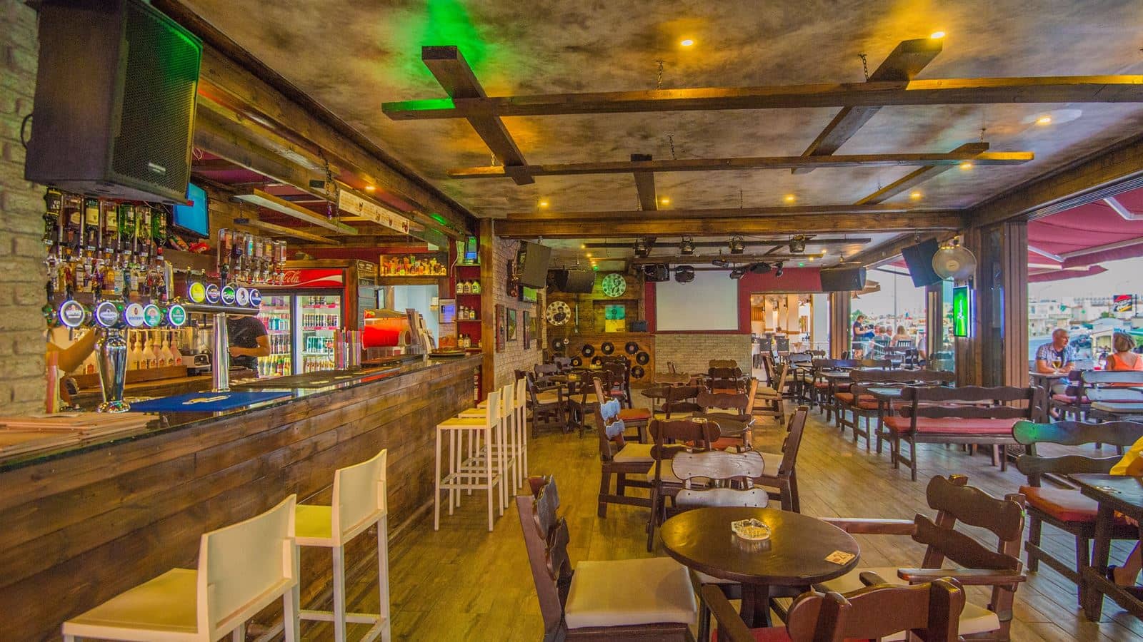 bars-windmills-bar