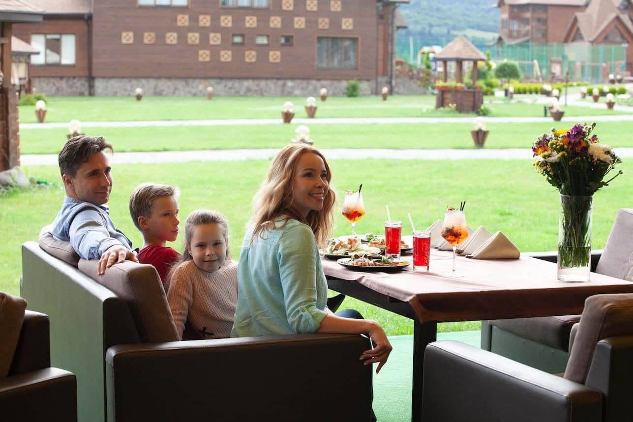 restaurants-летняя-грильтерраса