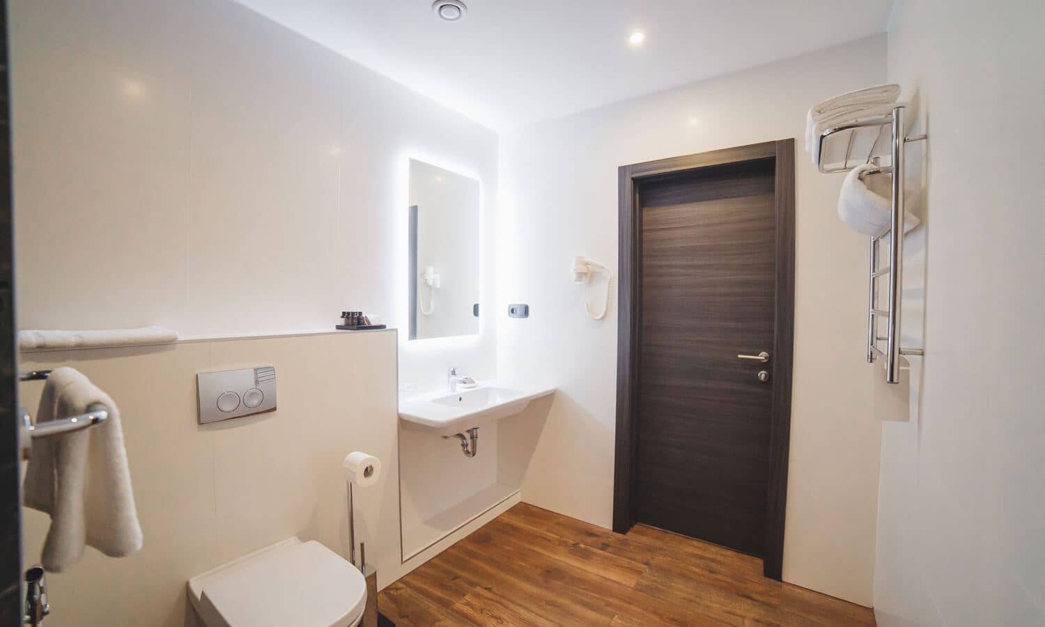 rooms-iris-junior-suite