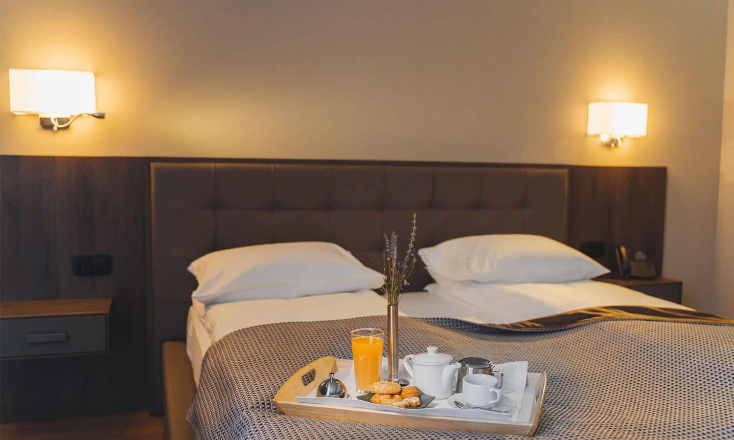 rooms-iris-family-suite