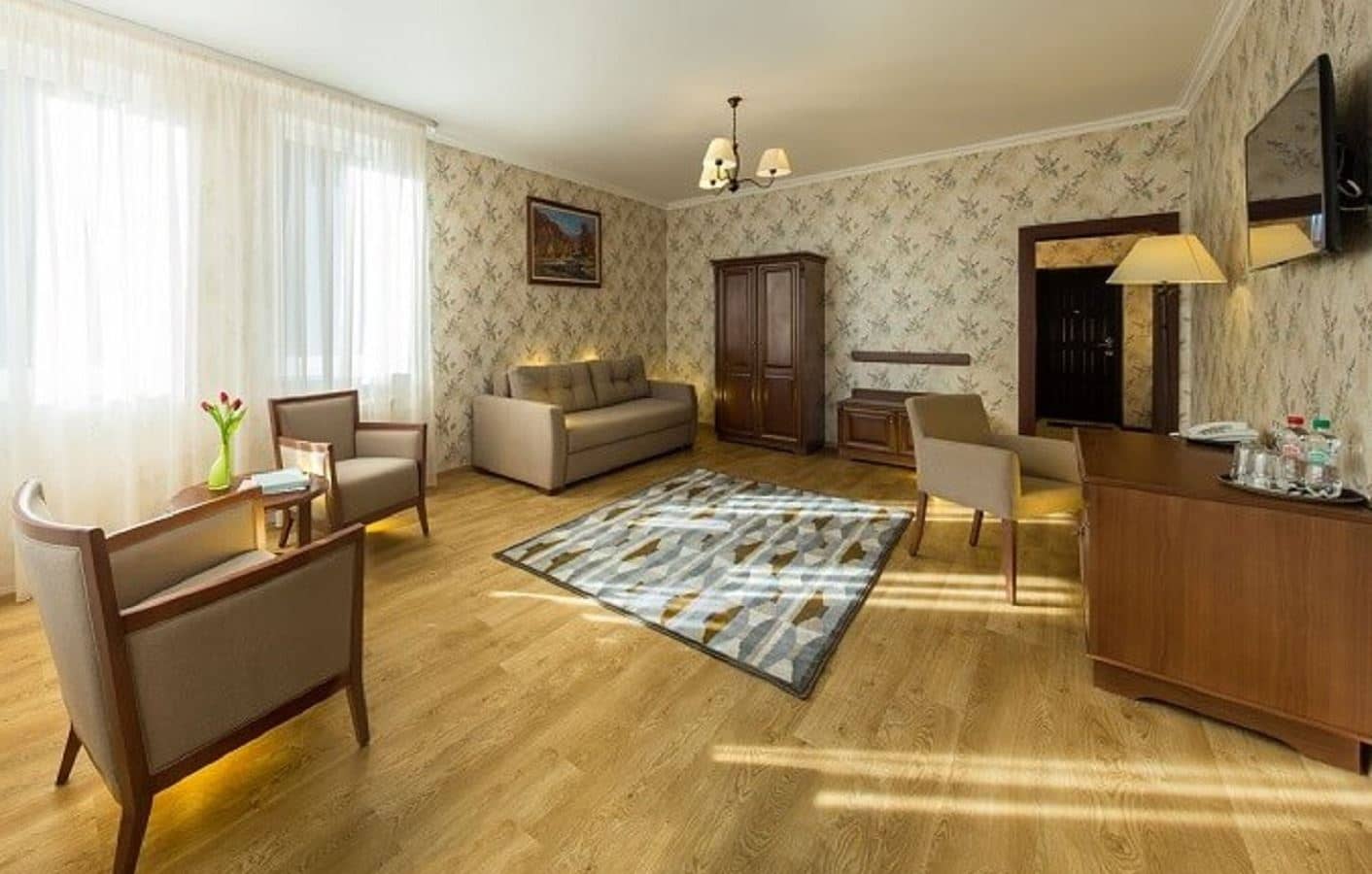 rooms-apartment--plus