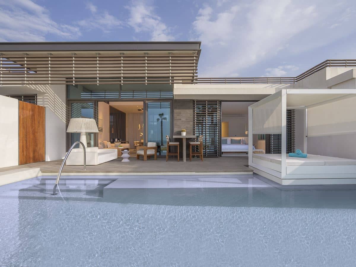rooms-one-bedroom-beach-villa