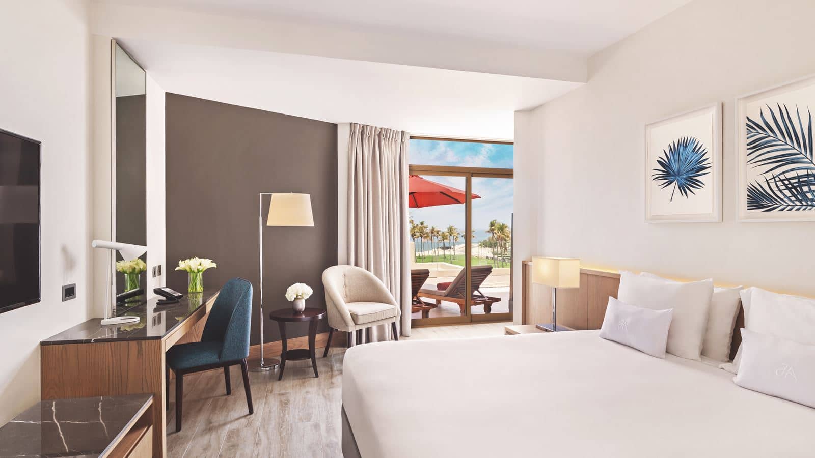 rooms-deluxe-sea-view