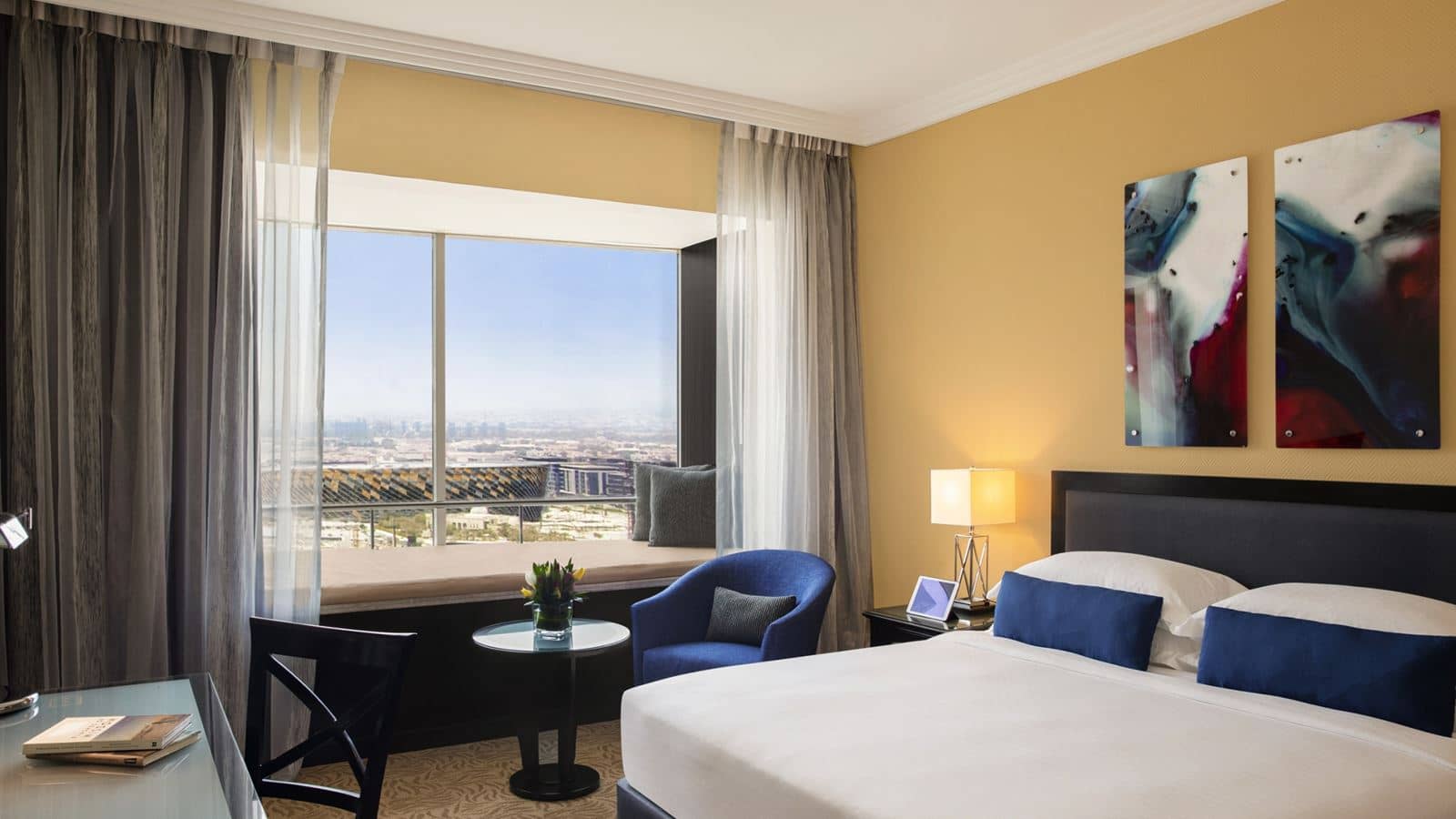 rooms-window-seat-view-room