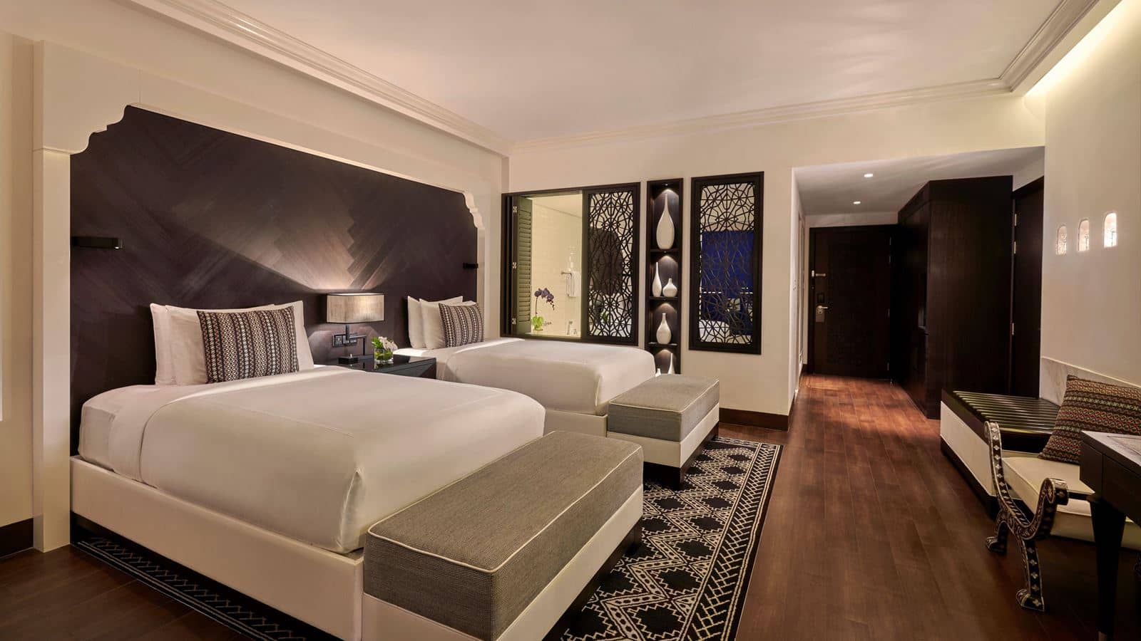rooms-family-room