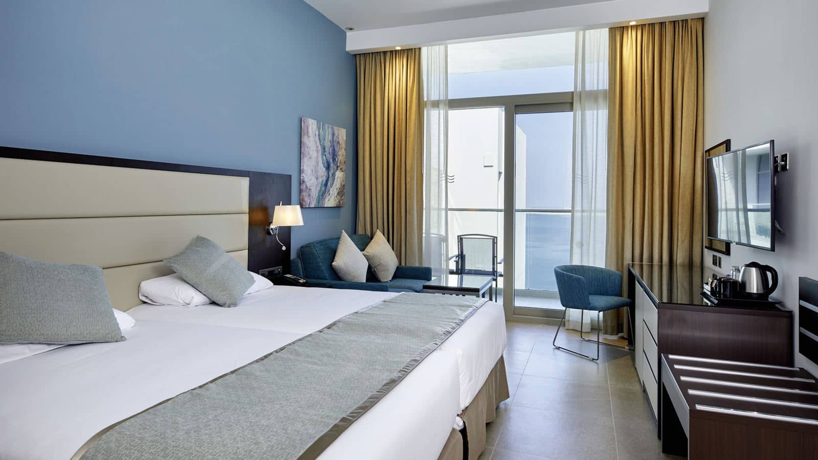 rooms-double-room-partial-sea-view