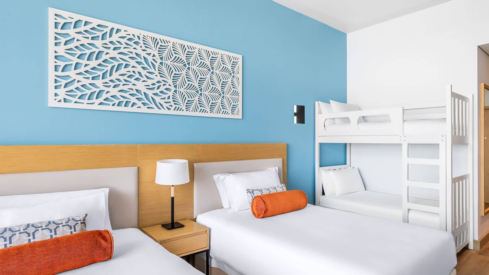 rooms-mirage-family-room-panoramic-sea-view-with-bunk-beds