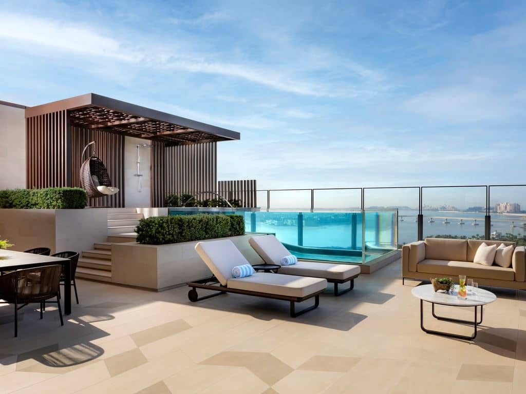 rooms-sky-pool-villa