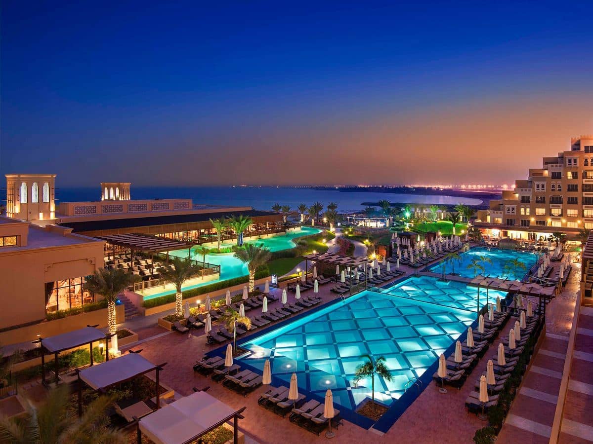 pools-outdoor-pool