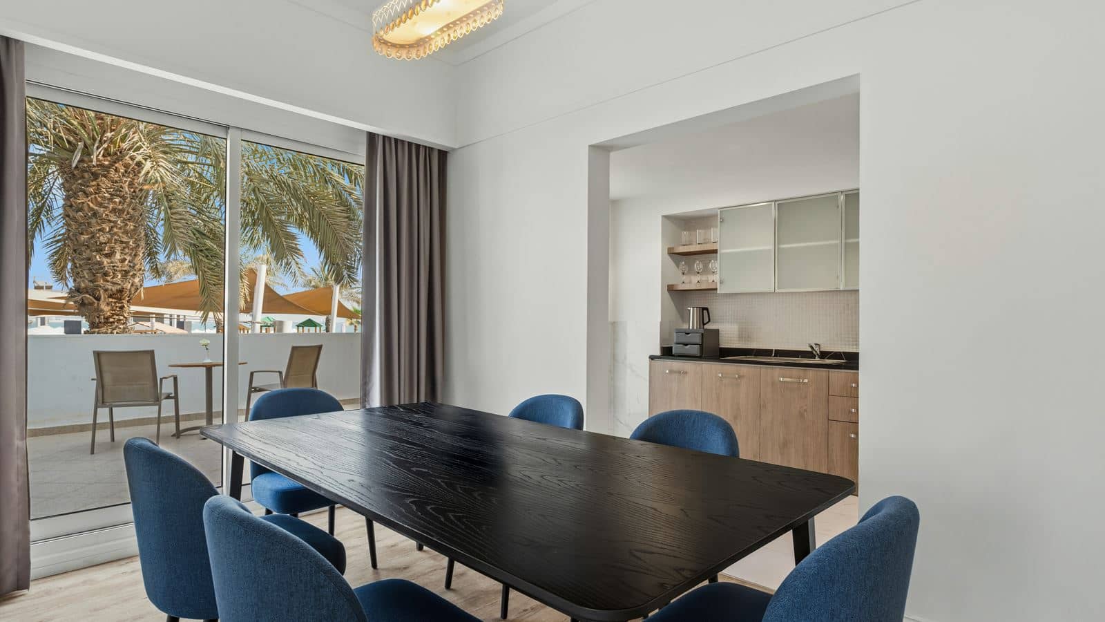 rooms-three-bedroom-senior-suite