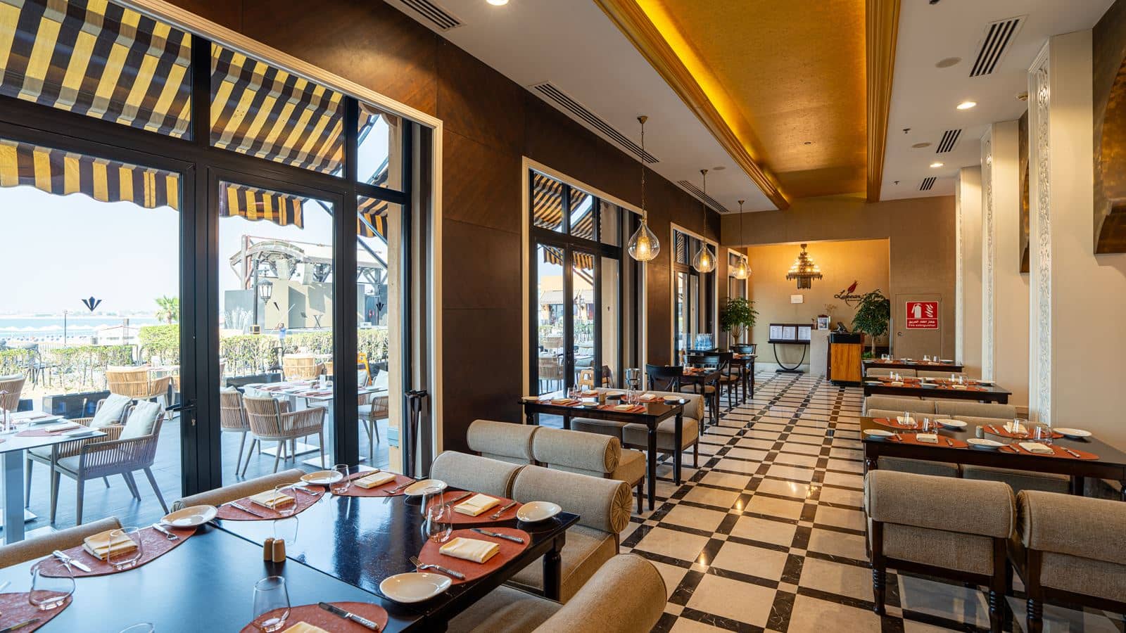 restaurants-lalezar