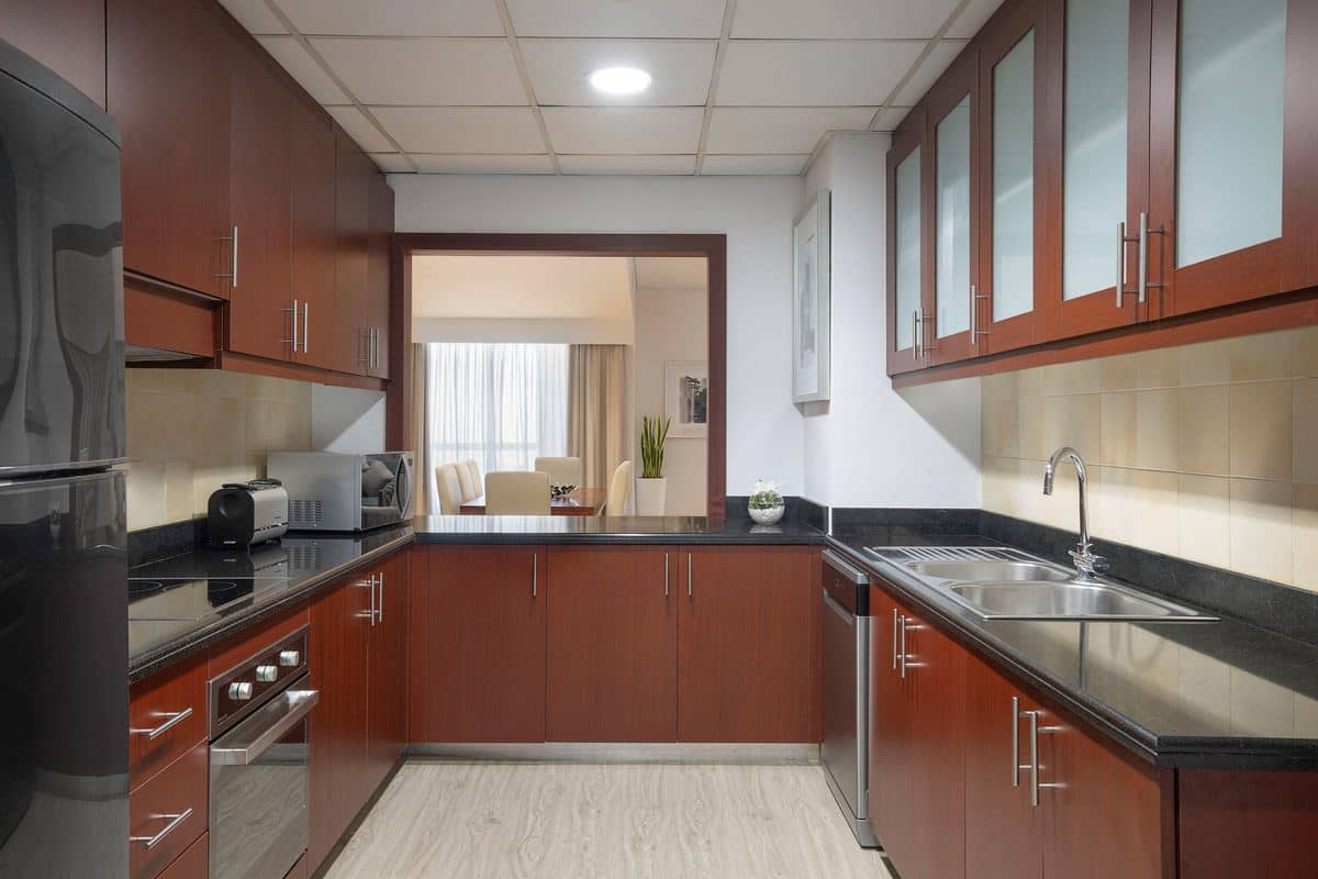 rooms-three-bedroom-family-suite-sea-view-with-balcony