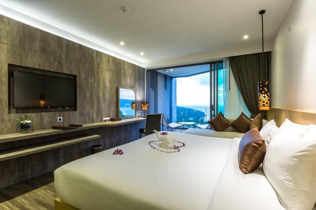 rooms-deluxe-sea-view