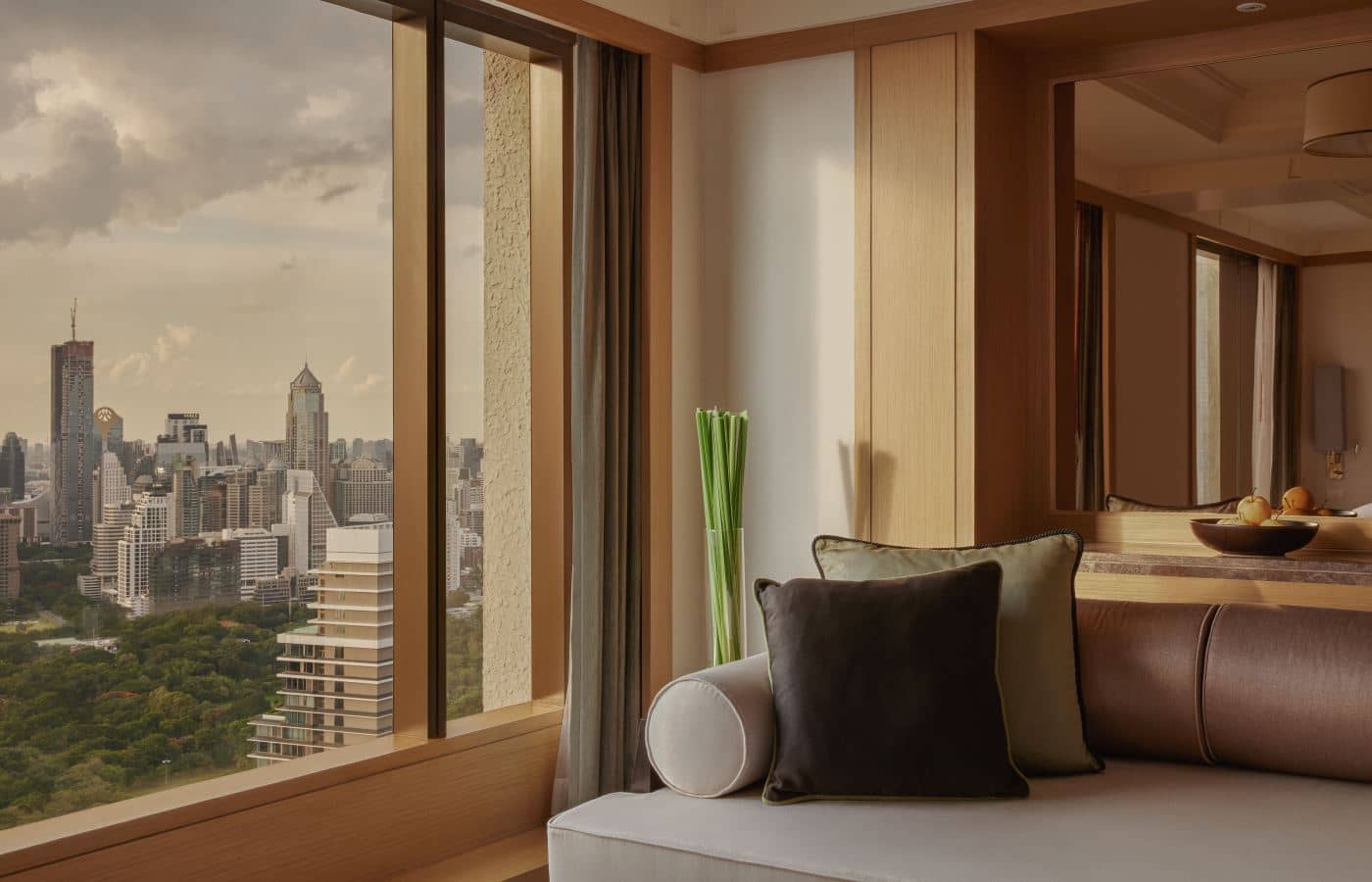 rooms-panorama-club-park-view-room