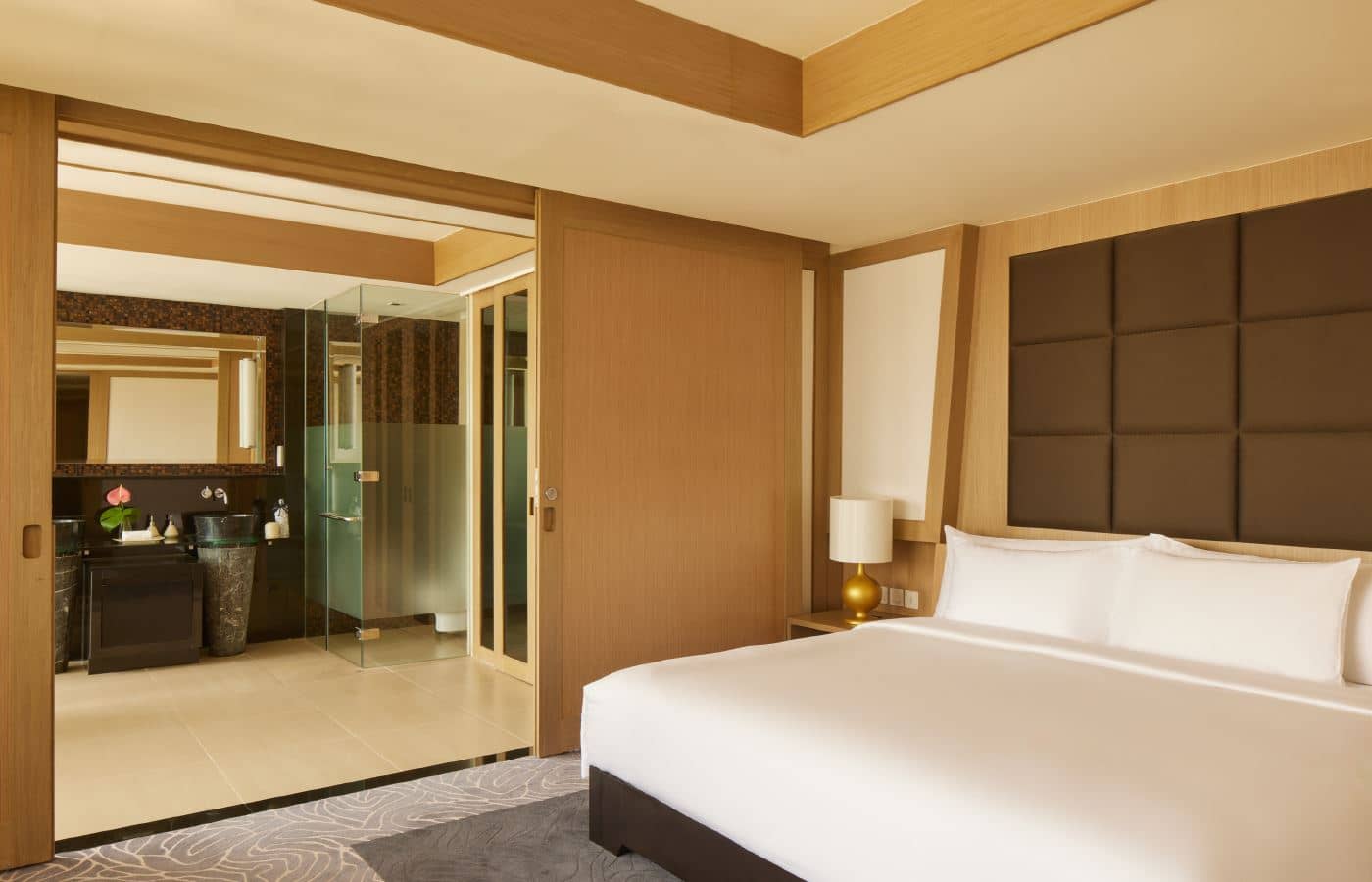 rooms-twobedroom-serenity-suite