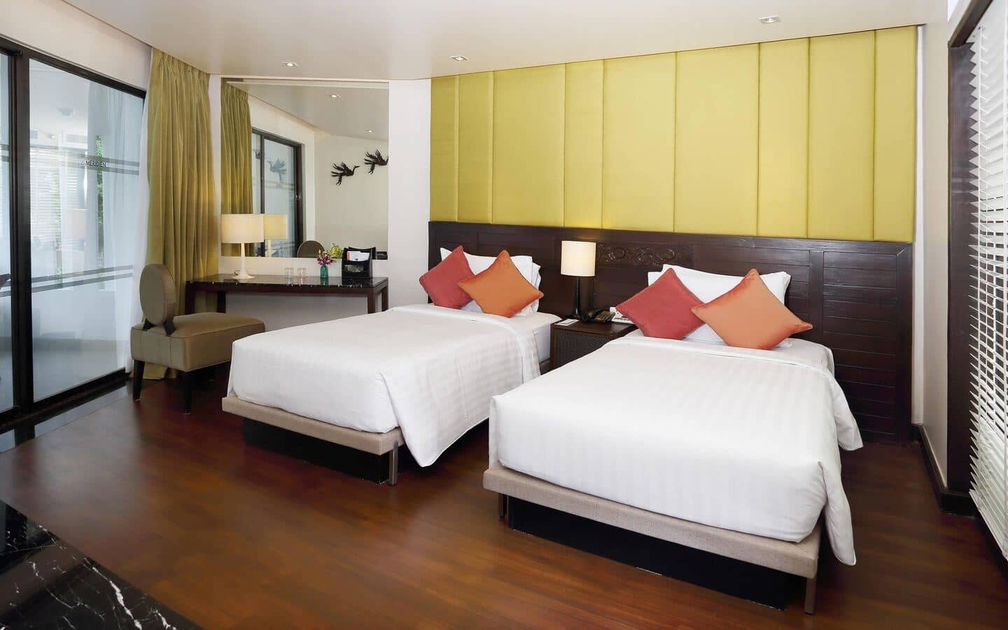 rooms-oceanfront-2bedroom-grande-suite