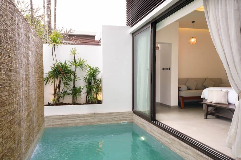 rooms-deluxe-suite-private-pool