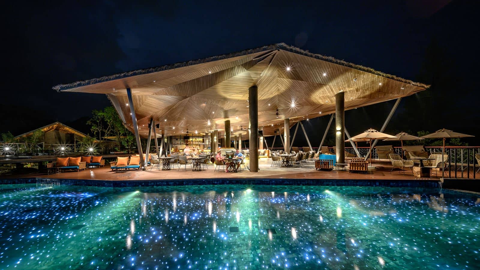 restaurants-beach-bar-restaurant