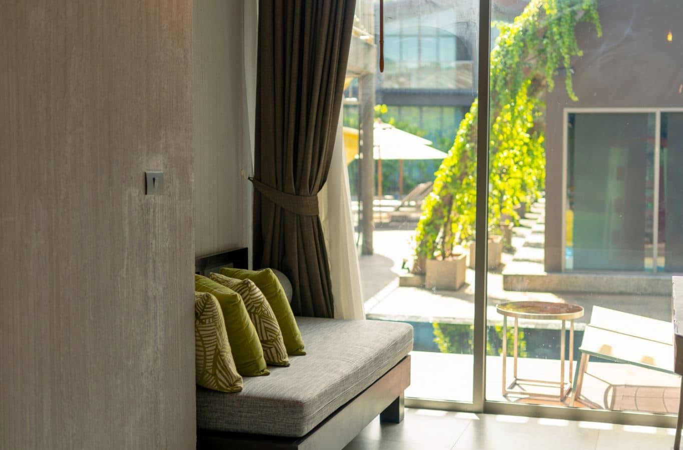 rooms-two-bedroom-suite-with-pool
