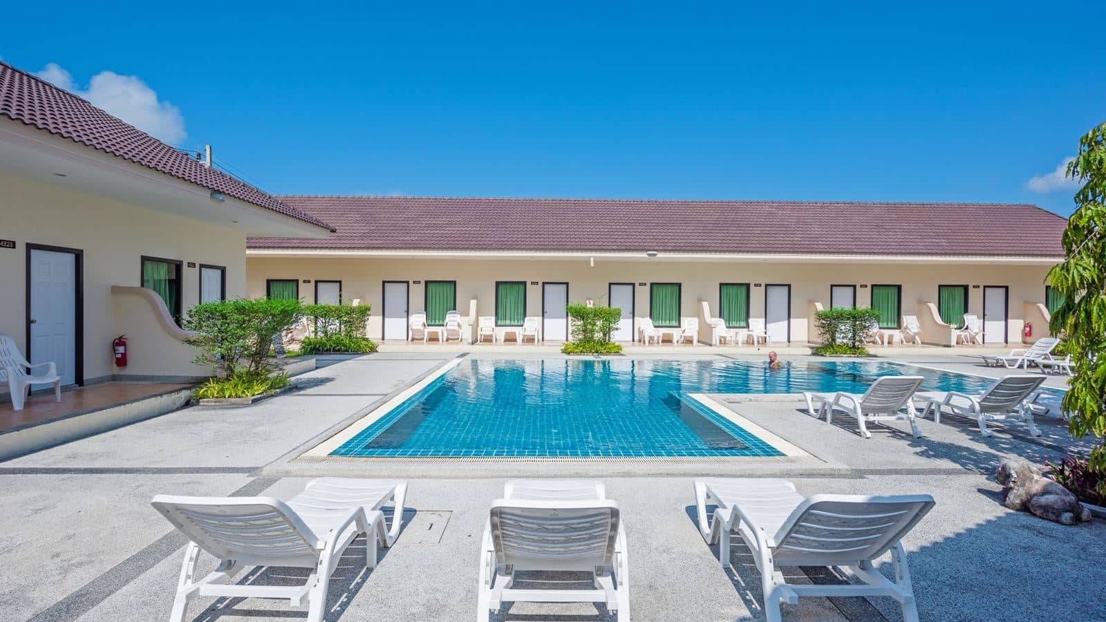pools-outdoor-pool