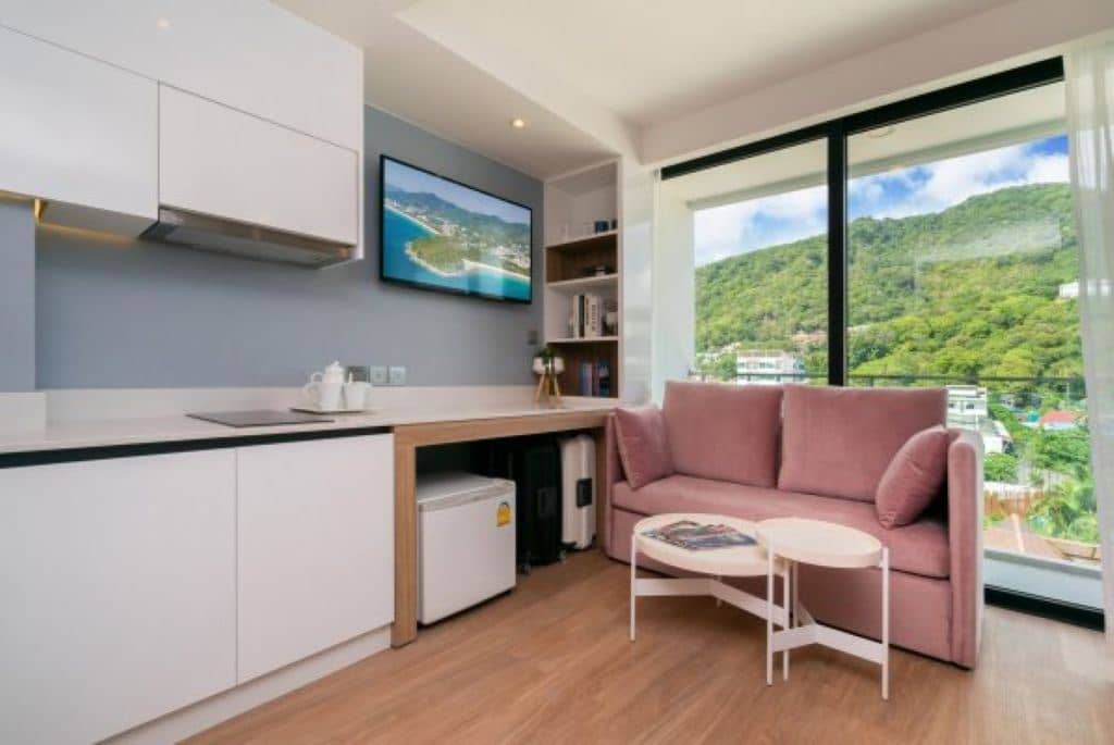 rooms-one-bedroom-mountain-view
