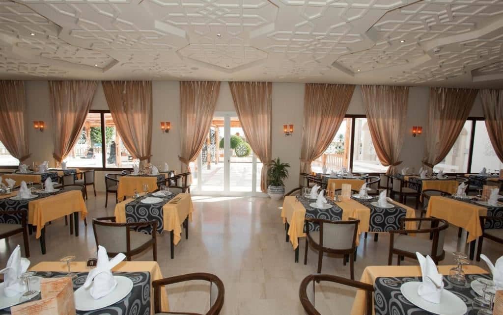 restaurants-main-restaurant