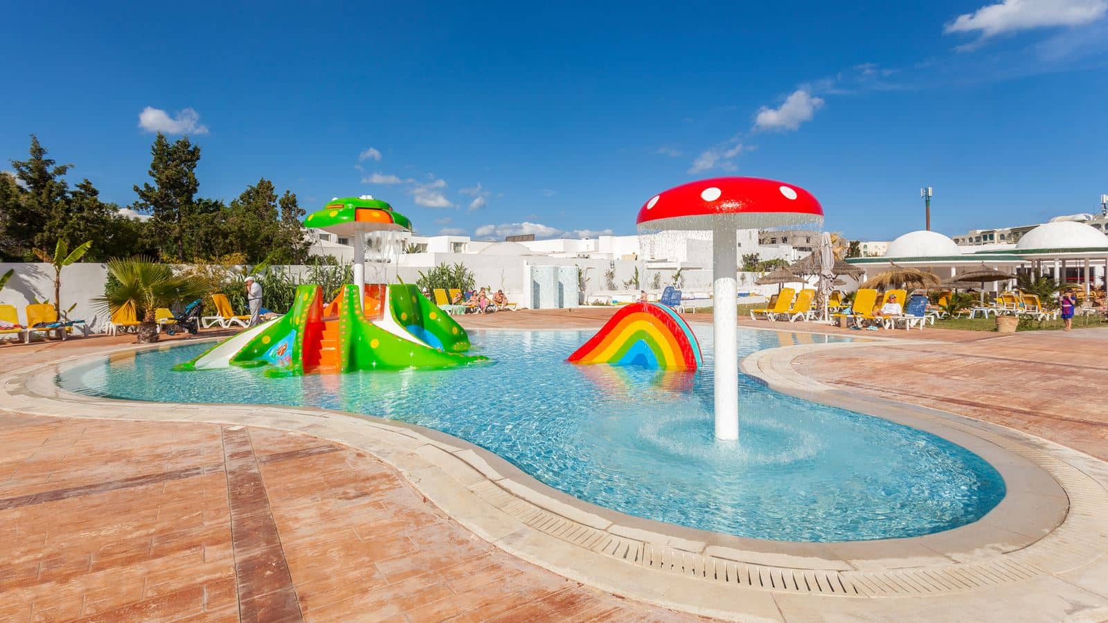 pools-outdoor-childrens-pool