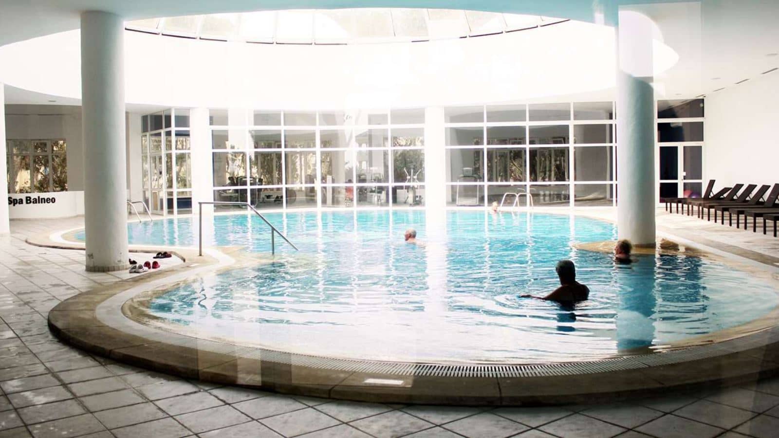 pools-indoor-pool