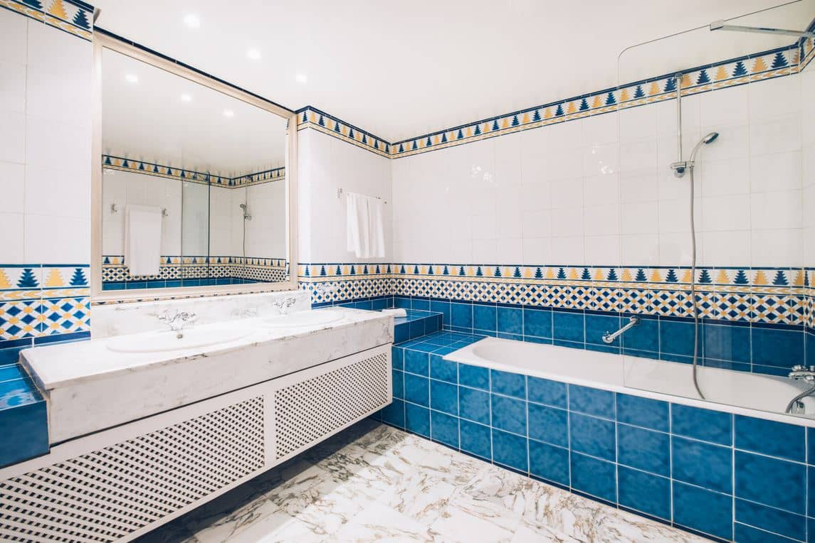 rooms-senior-suite