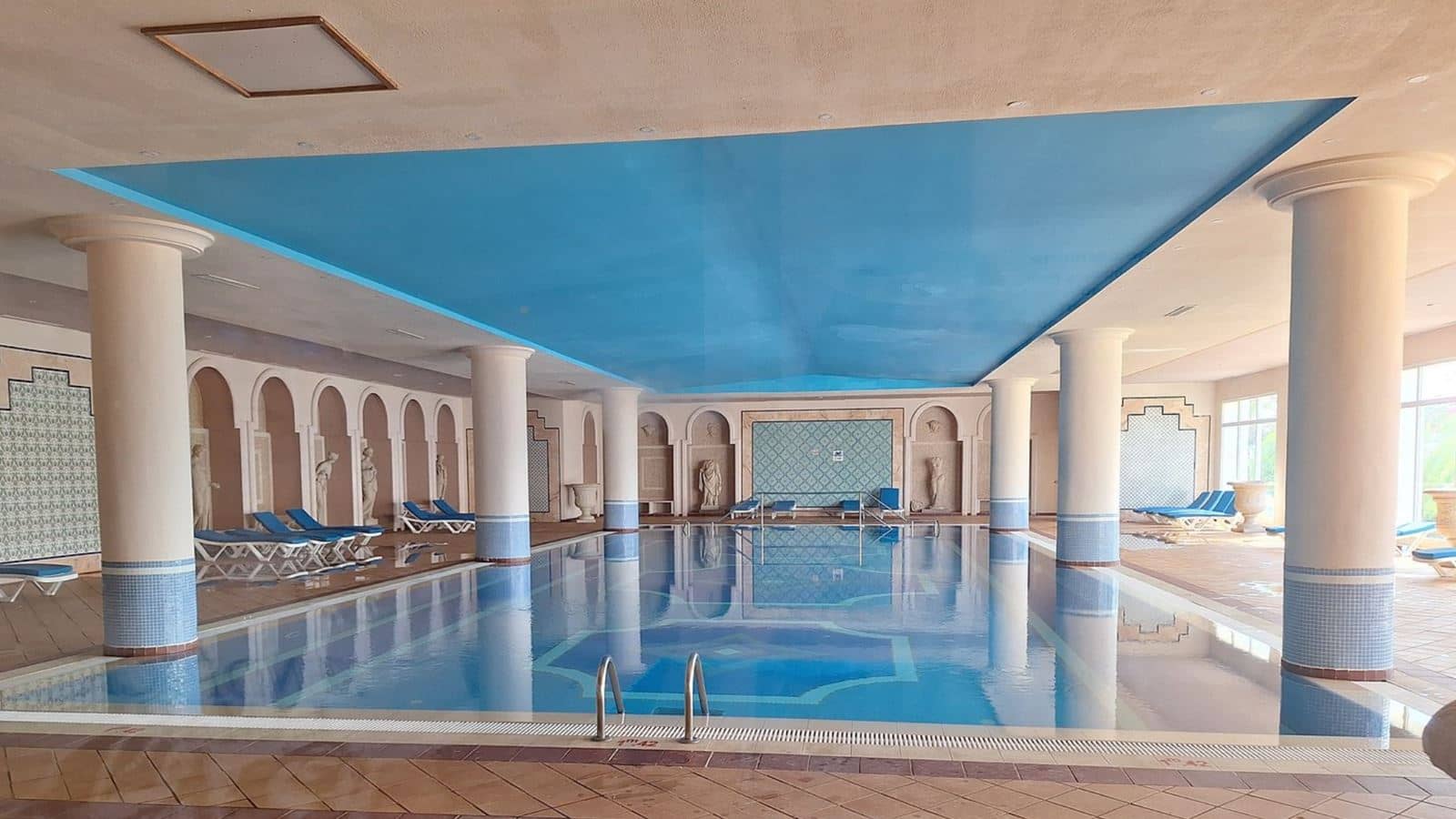 pools-indoor-pool